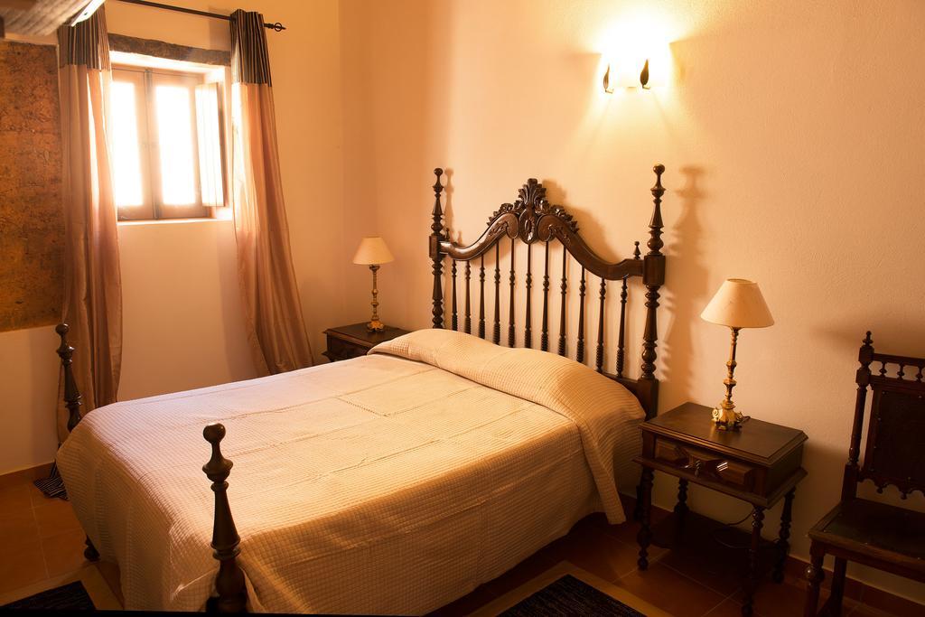Recanto Da Ribeira Casas De Campo Monchique Chambre photo