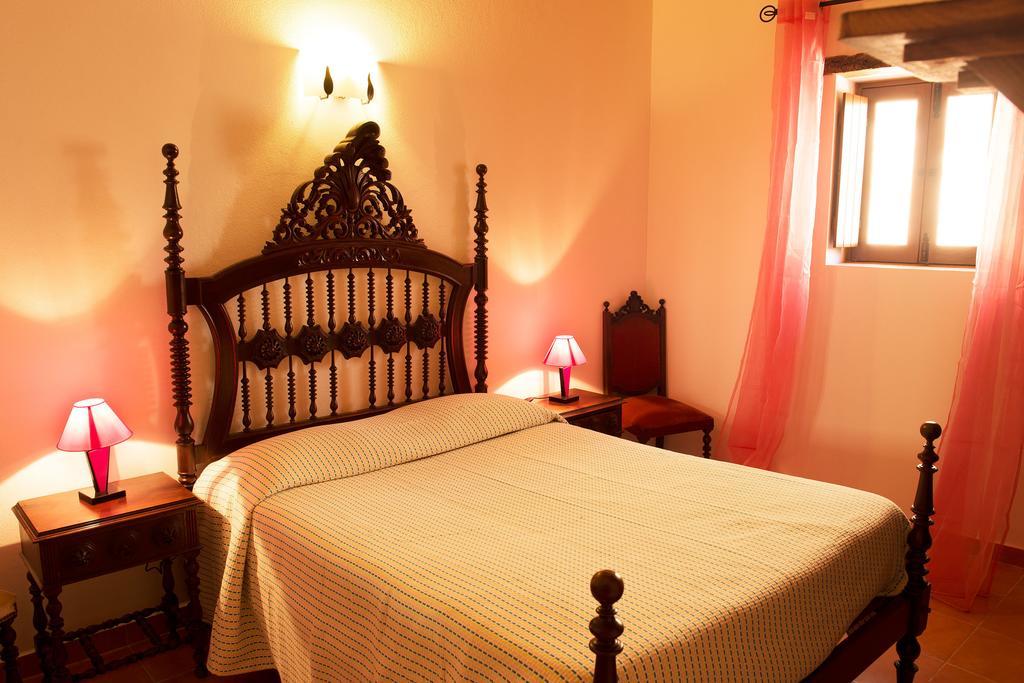 Recanto Da Ribeira Casas De Campo Monchique Chambre photo